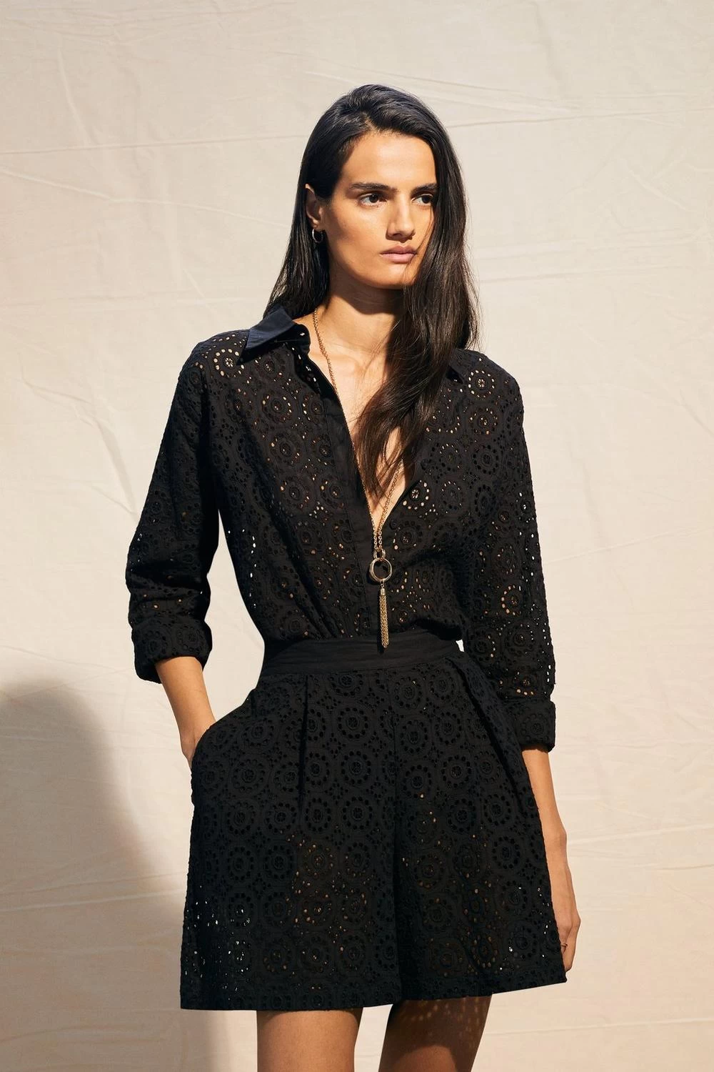 Karen Millen Beach Broderie Short - Image 4