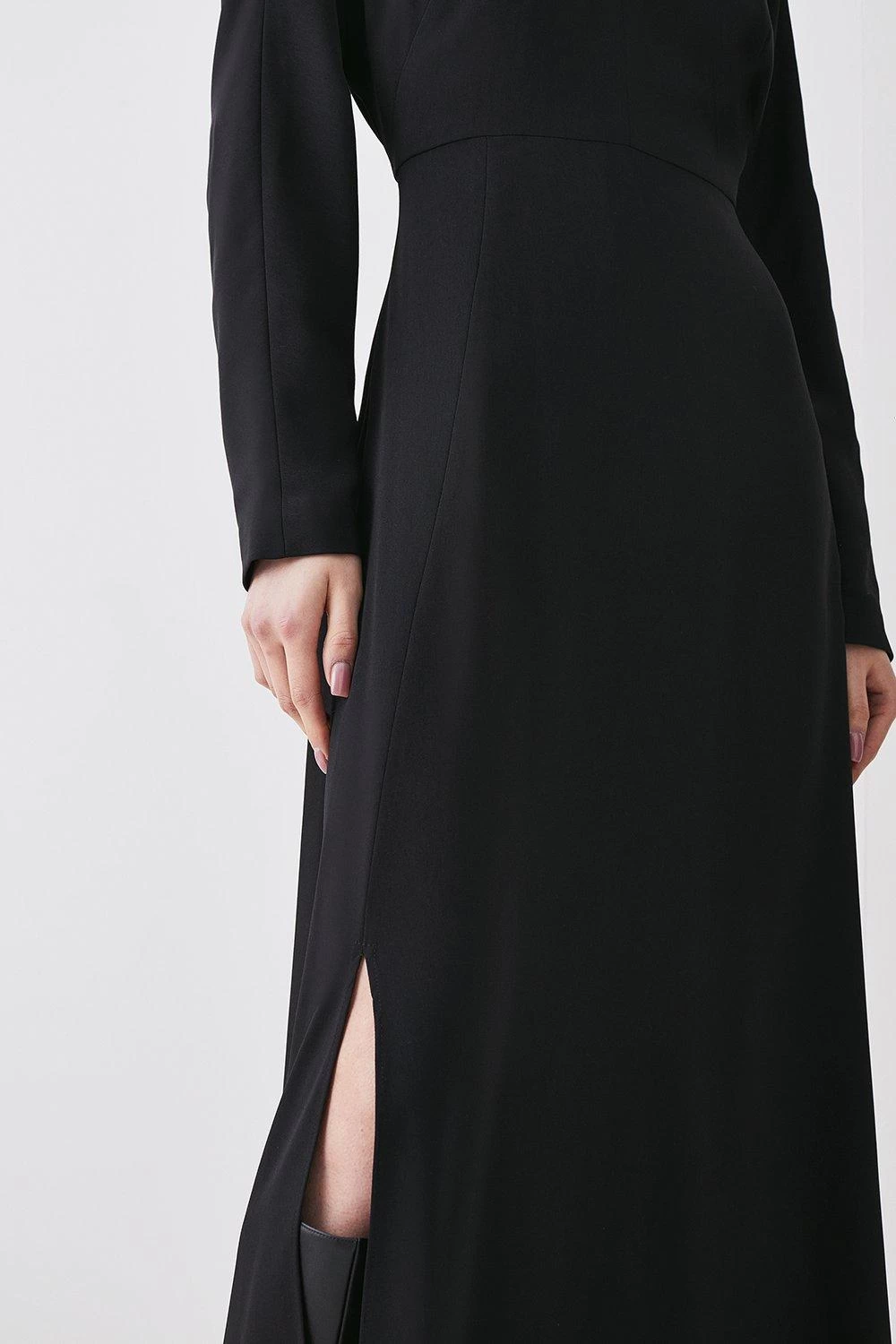 Karen Millen Keyhole Crepe Soft Tailored Split Detail Maxi Dress - Image 4