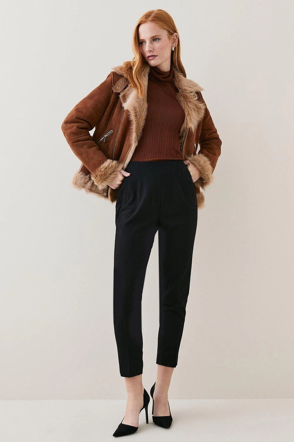 Karen Millen Slim Fit Crop Darted Waist Tailored Trouser - Image 2