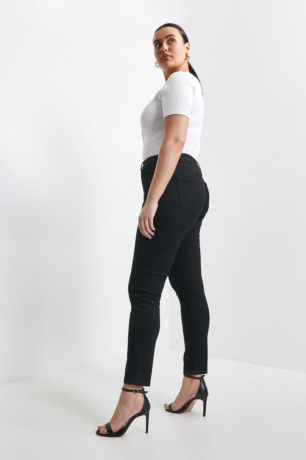 Karen Millen Plus Size Mid Rise Skinny Jeans - Image 2