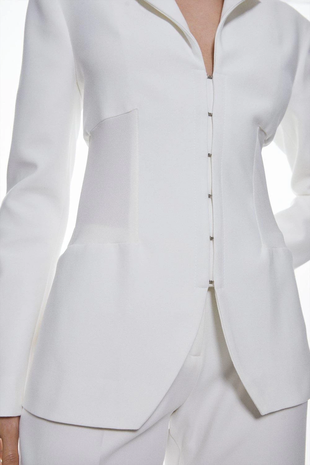 Karen Millen Compact Stretch Contrast Panel Detail Waist Blazer - Image 2