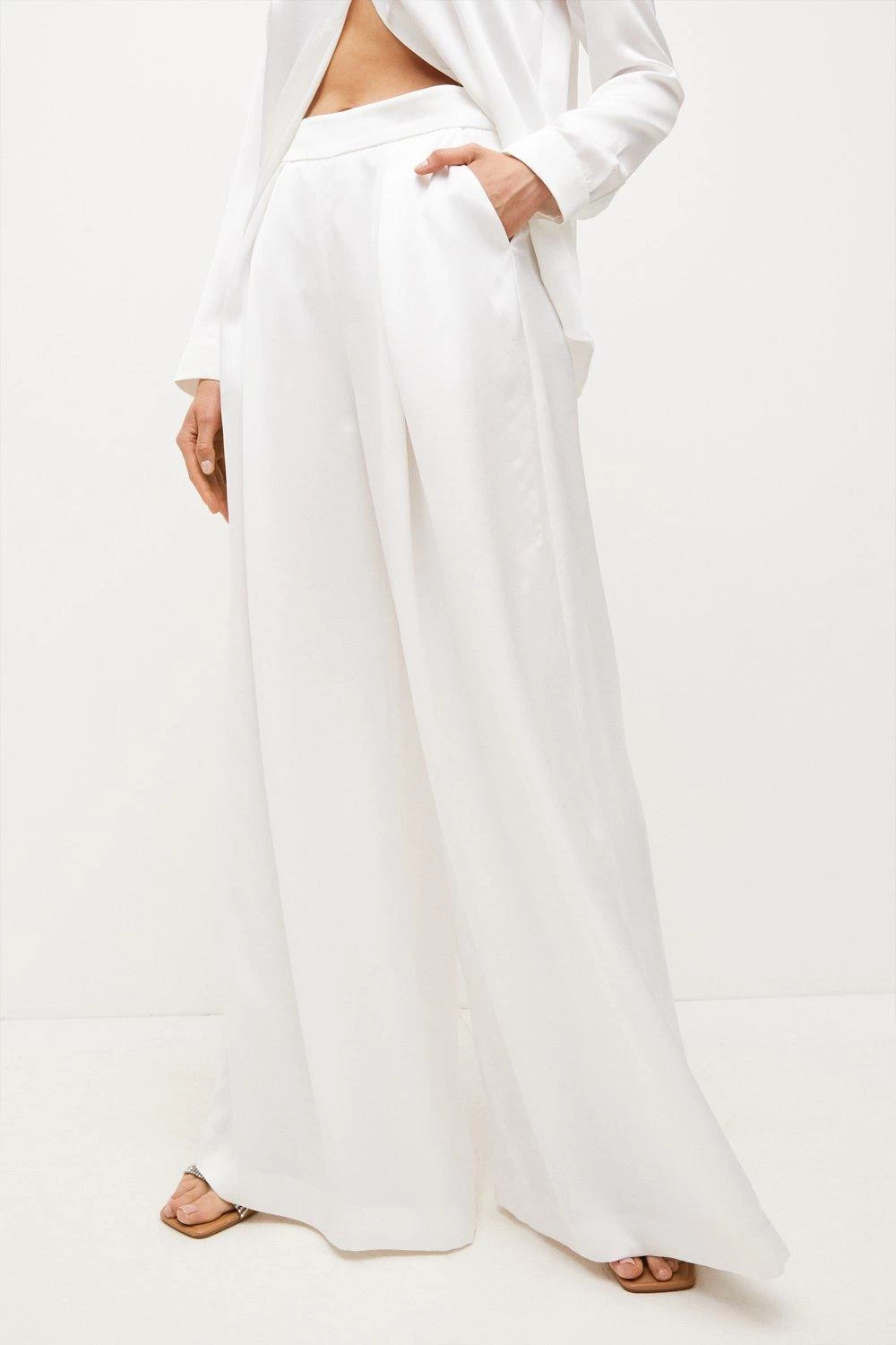 Karen Millen Satin Back Crepe Wide Leg Trouser - Image 4
