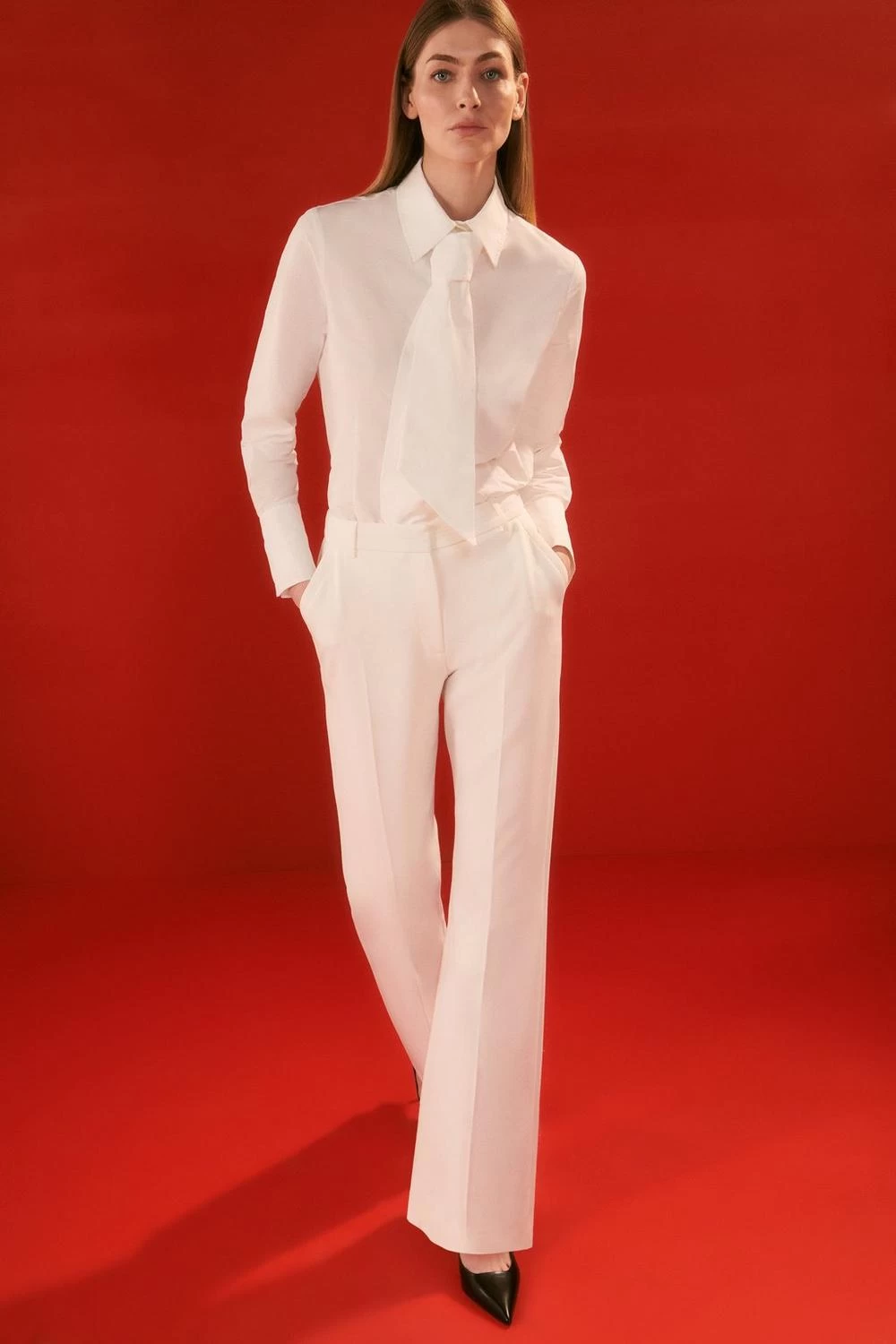 Karen Millen The Founder Compact Stretch Waist Band Detail Straight Leg Trouser - Image 4